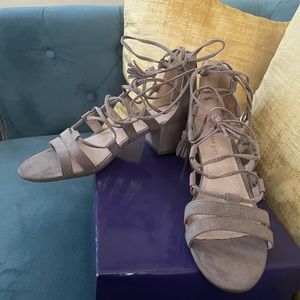 Strap up heeled sandal